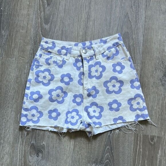 SHEIN White Blue Flower High Rise Jean Shorts Size XS - Picture 1 of 6